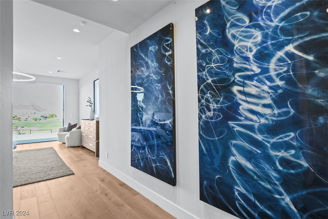 644 Scenic Cliff Drive