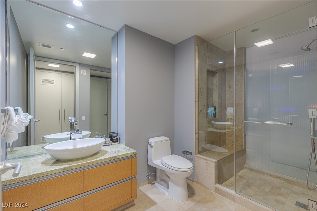 3726 Las Vegas Boulevard 2512