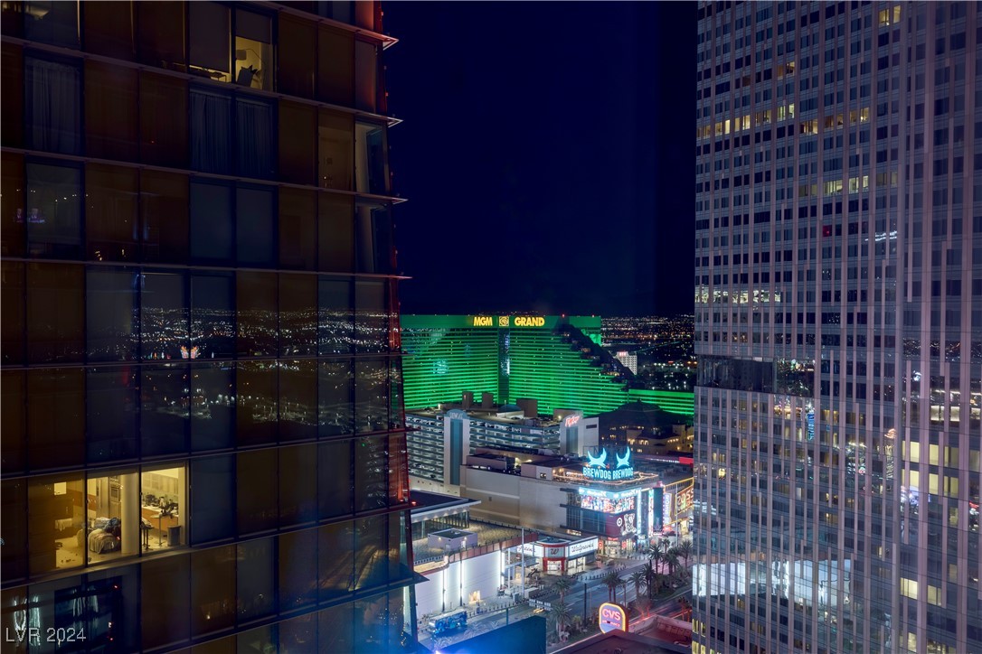 3726 Las Vegas Boulevard 2512