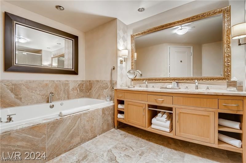 2000 North Fashion Show Drive 4103