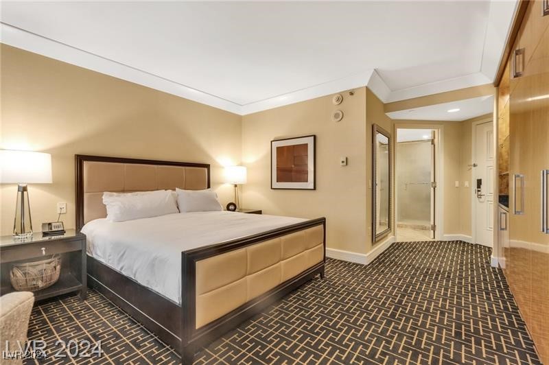 2000 North Fashion Show Drive 4103