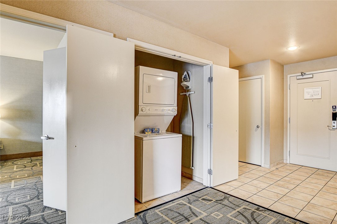 211 East Flamingo Road 1018