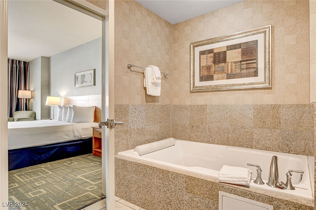 211 East Flamingo Road 1018