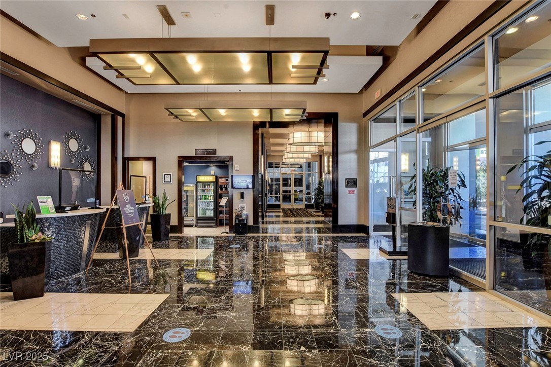 211 East Flamingo Road 1018