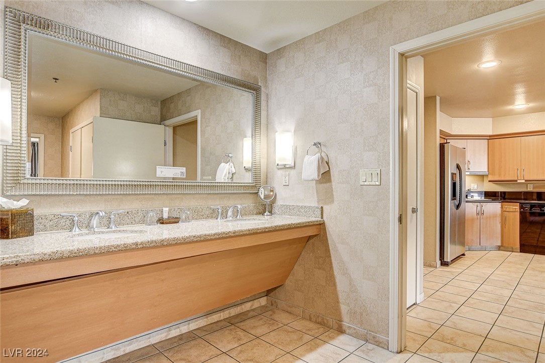 211 East Flamingo Road 1018