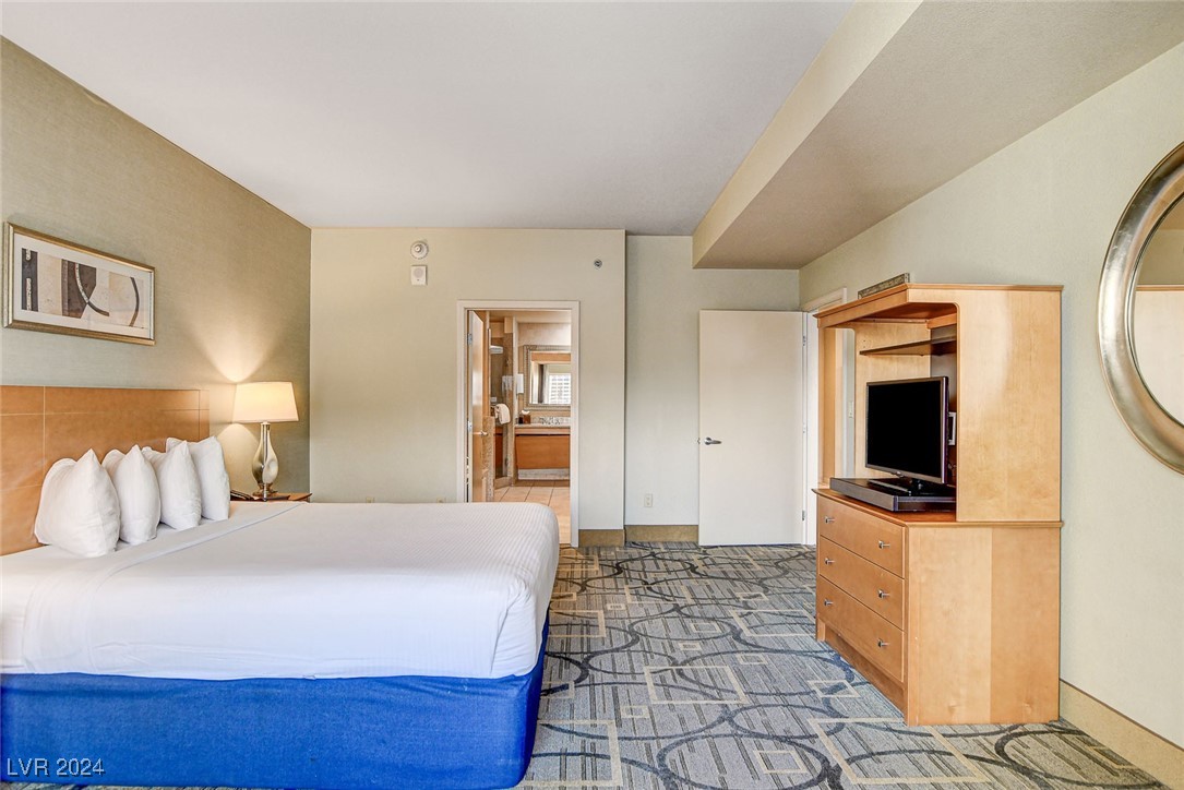 211 East Flamingo Road 1018