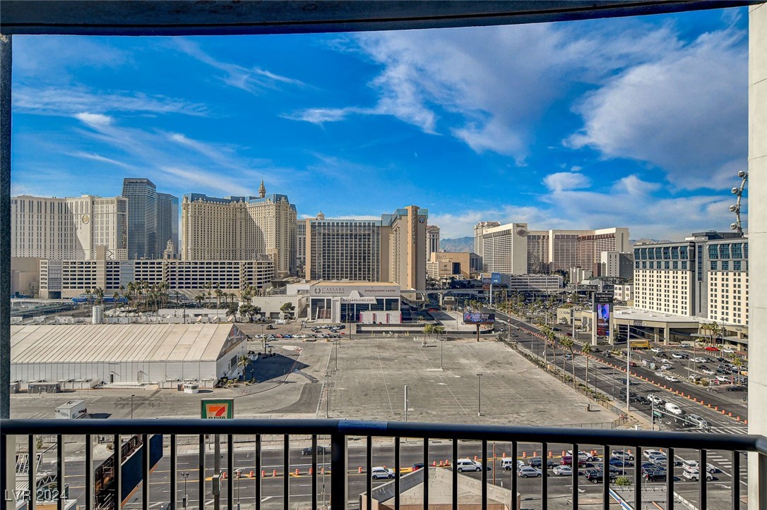 211 East Flamingo Road 1018