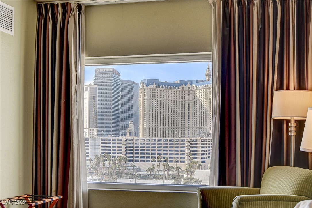 211 East Flamingo Road 1018