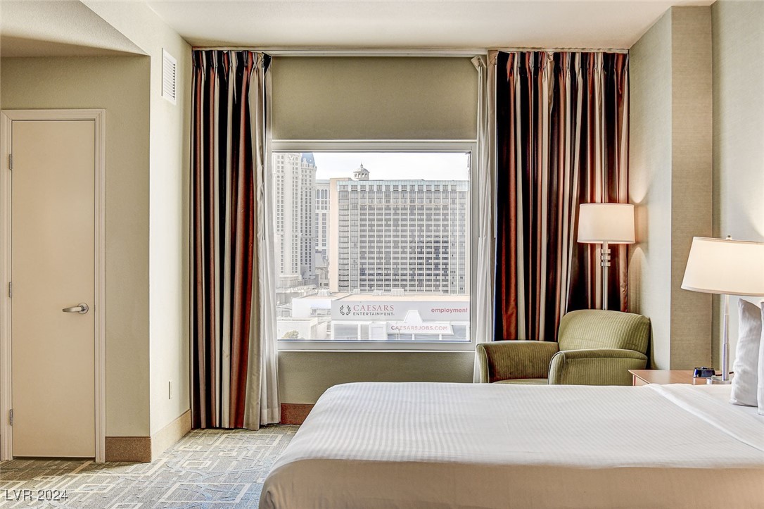 211 East Flamingo Road 1018