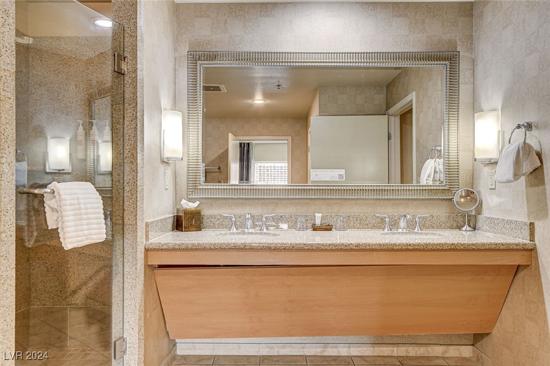 211 East Flamingo Road 1018