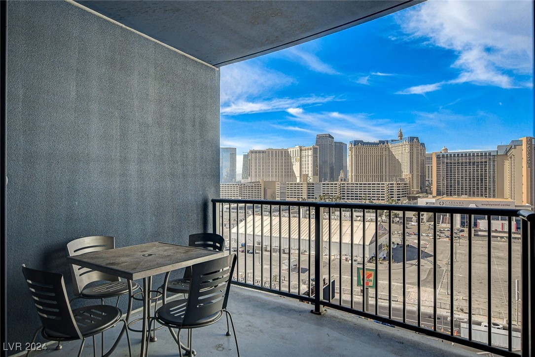 211 East Flamingo Road 1018