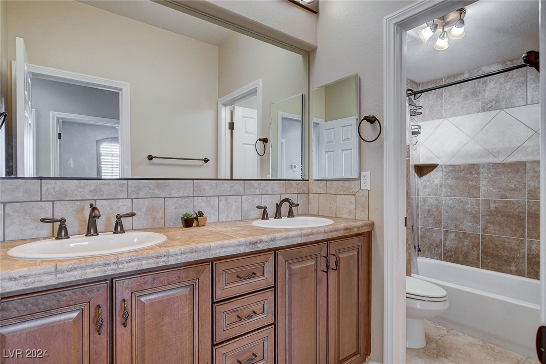 9747 Logrondo Street