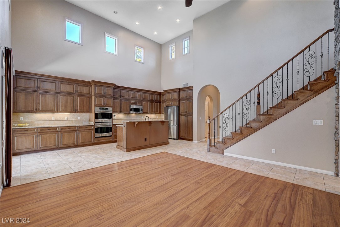 9747 Logrondo Street