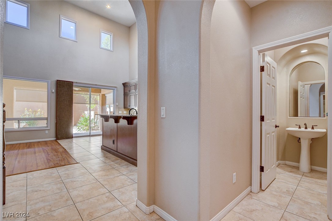 9747 Logrondo Street