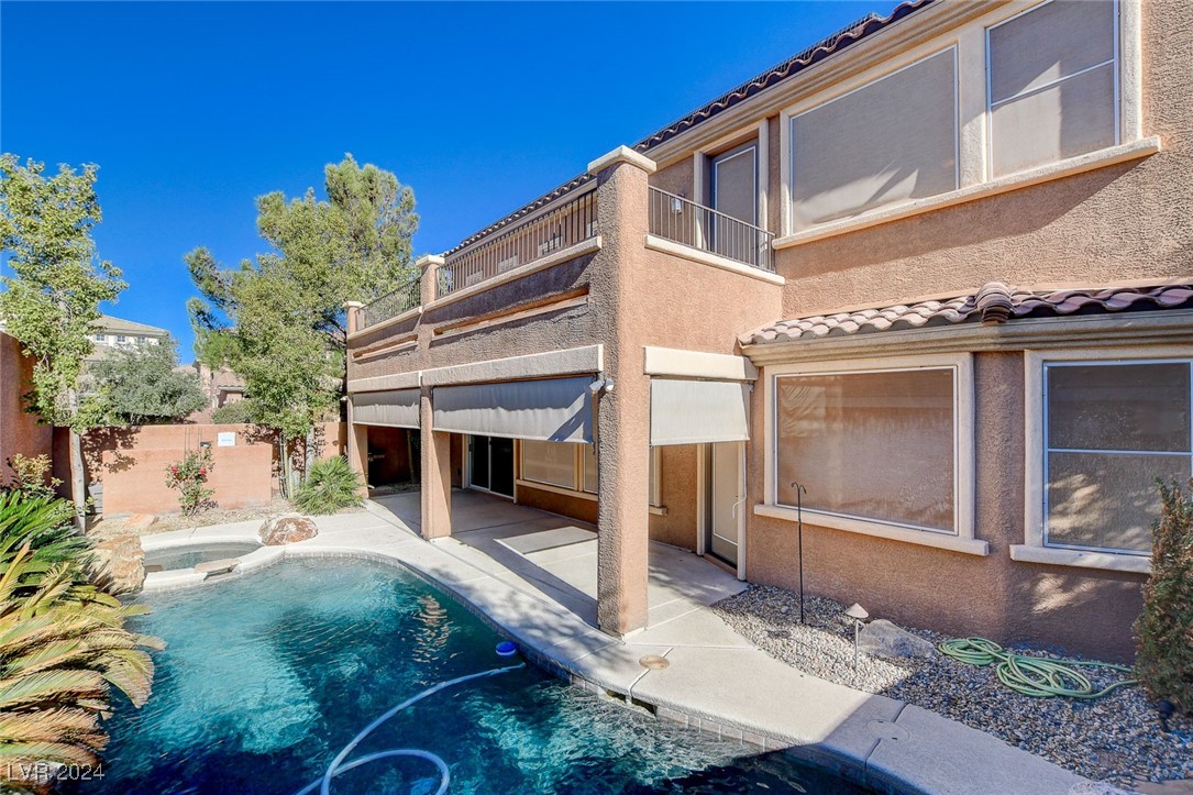 9747 Logrondo Street