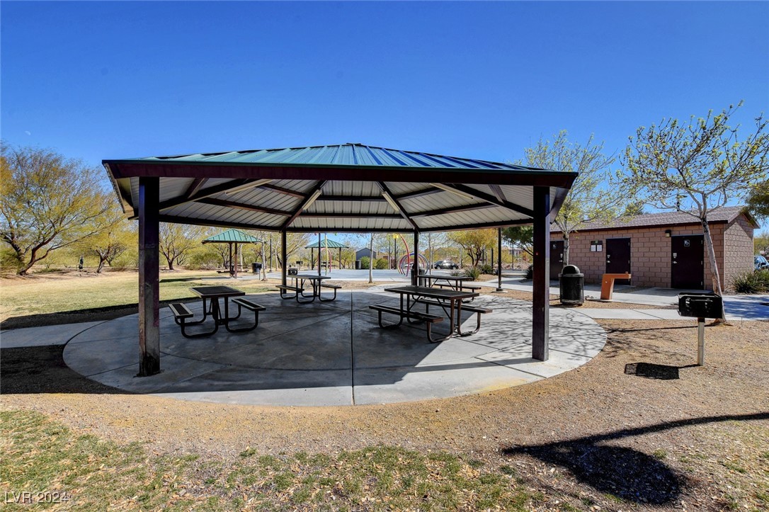 9747 Logrondo Street