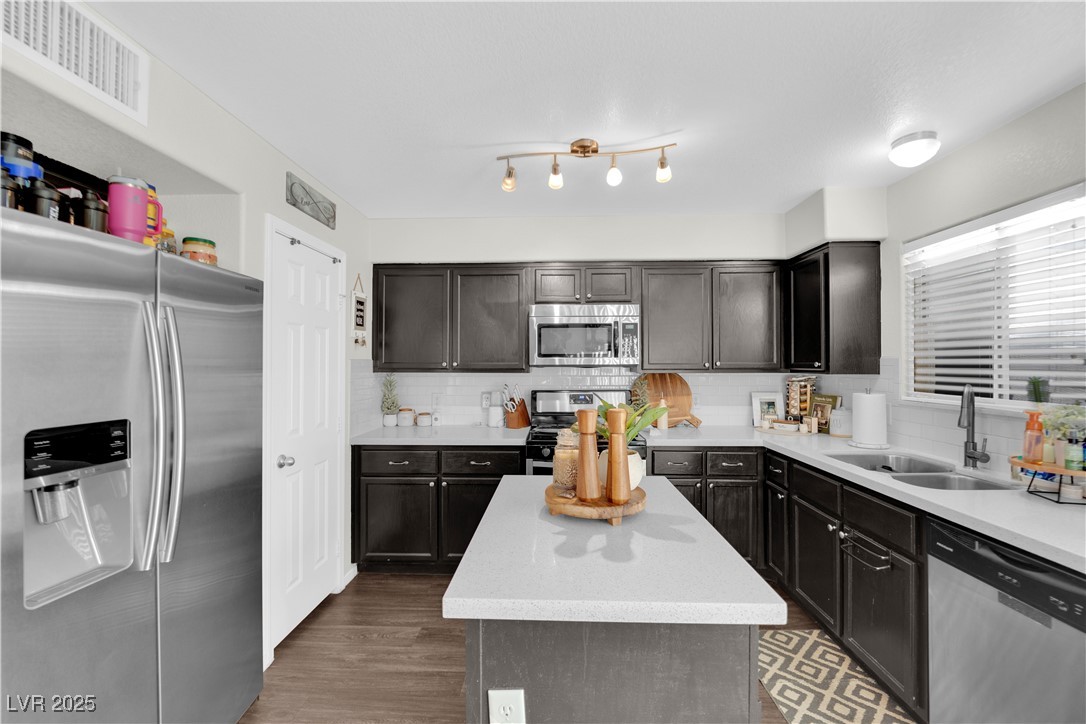 717 Tawney Eagle Street