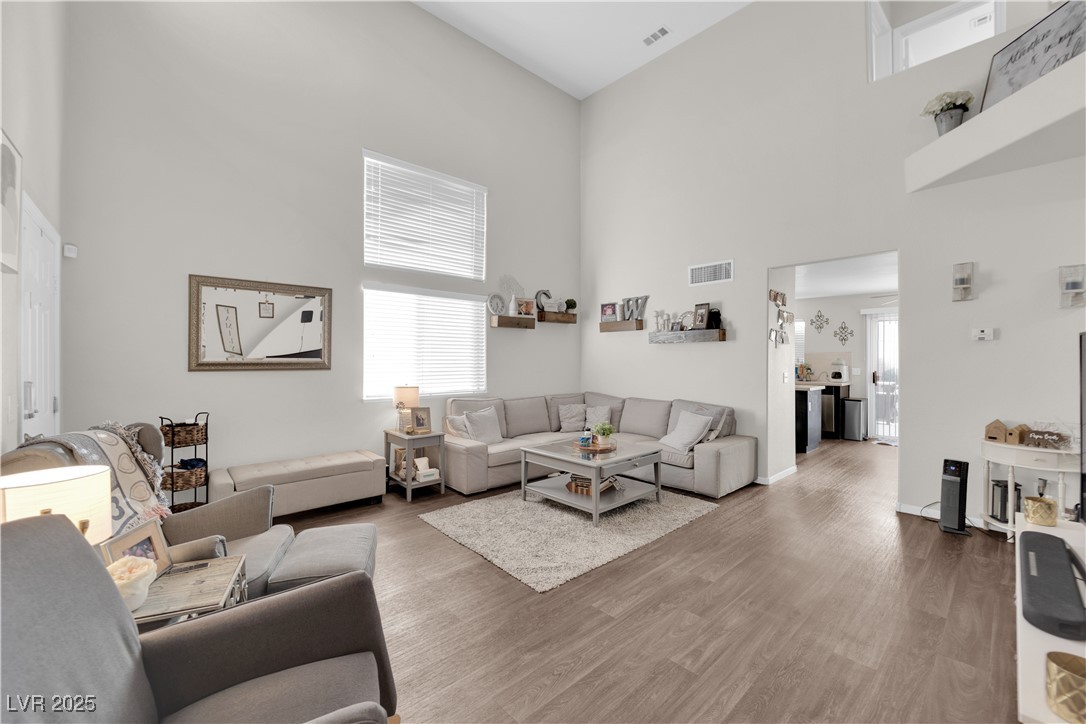 717 Tawney Eagle Street