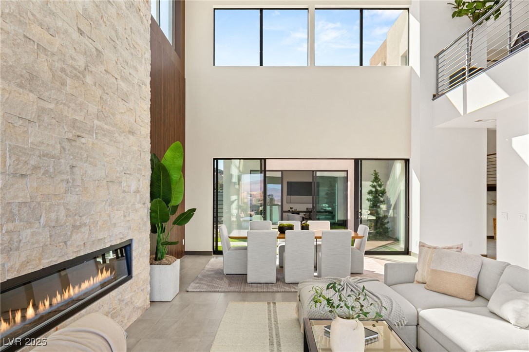 10 SAND STAR Lane