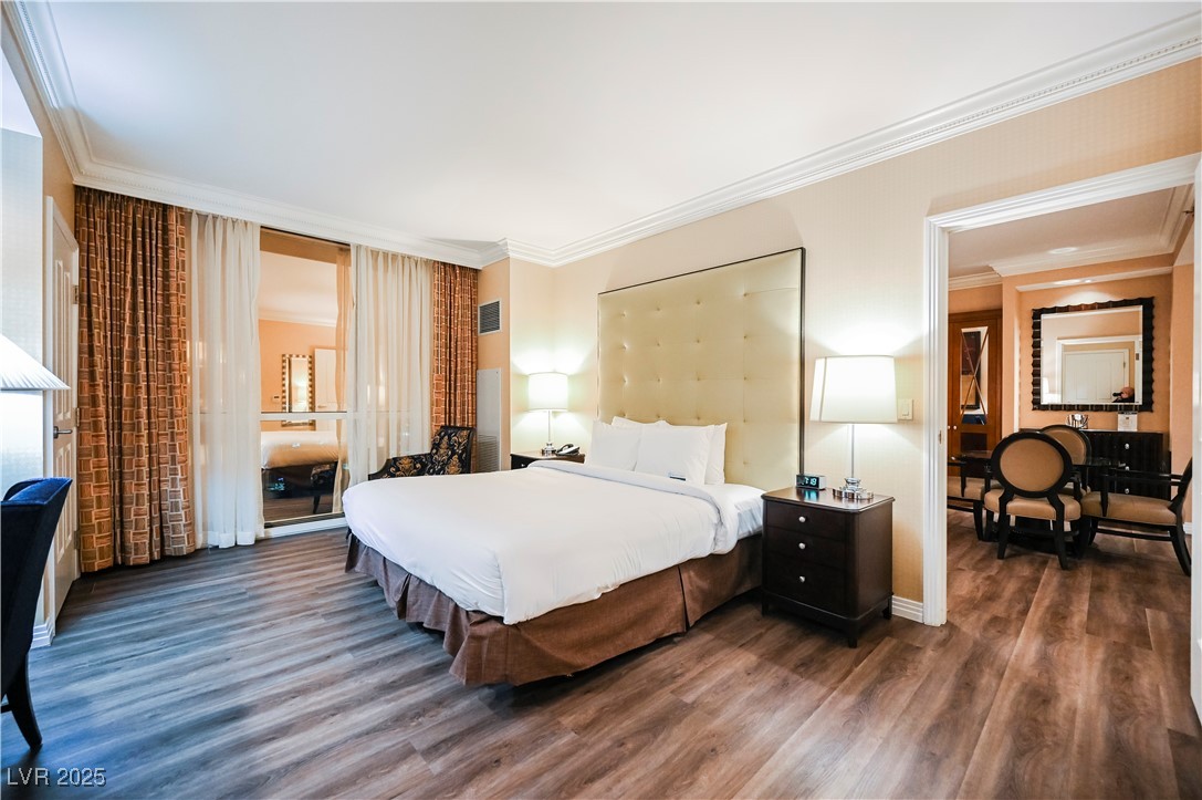 135 East Harmon Avenue 2420
