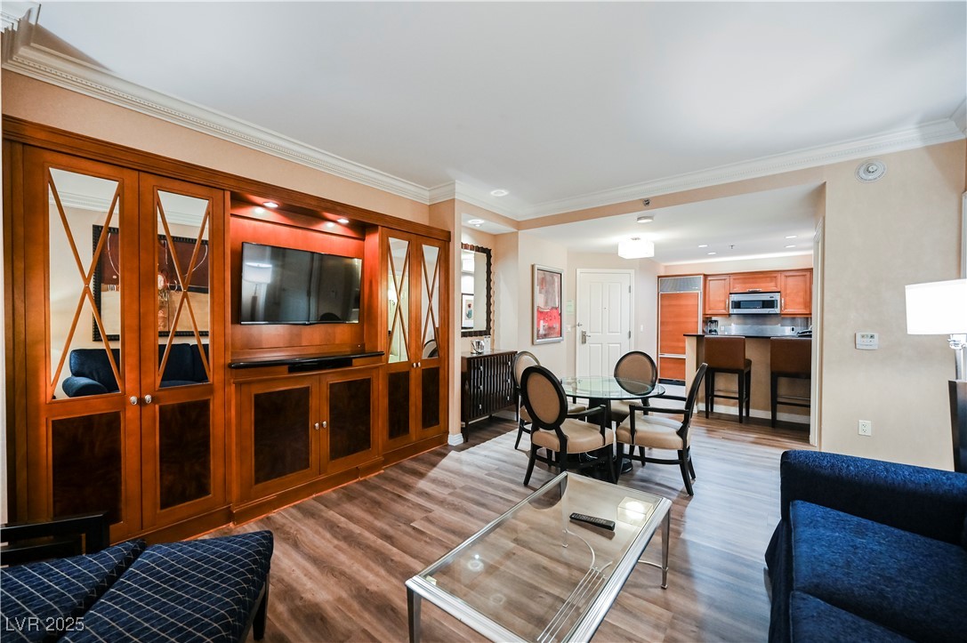 135 East Harmon Avenue 2420