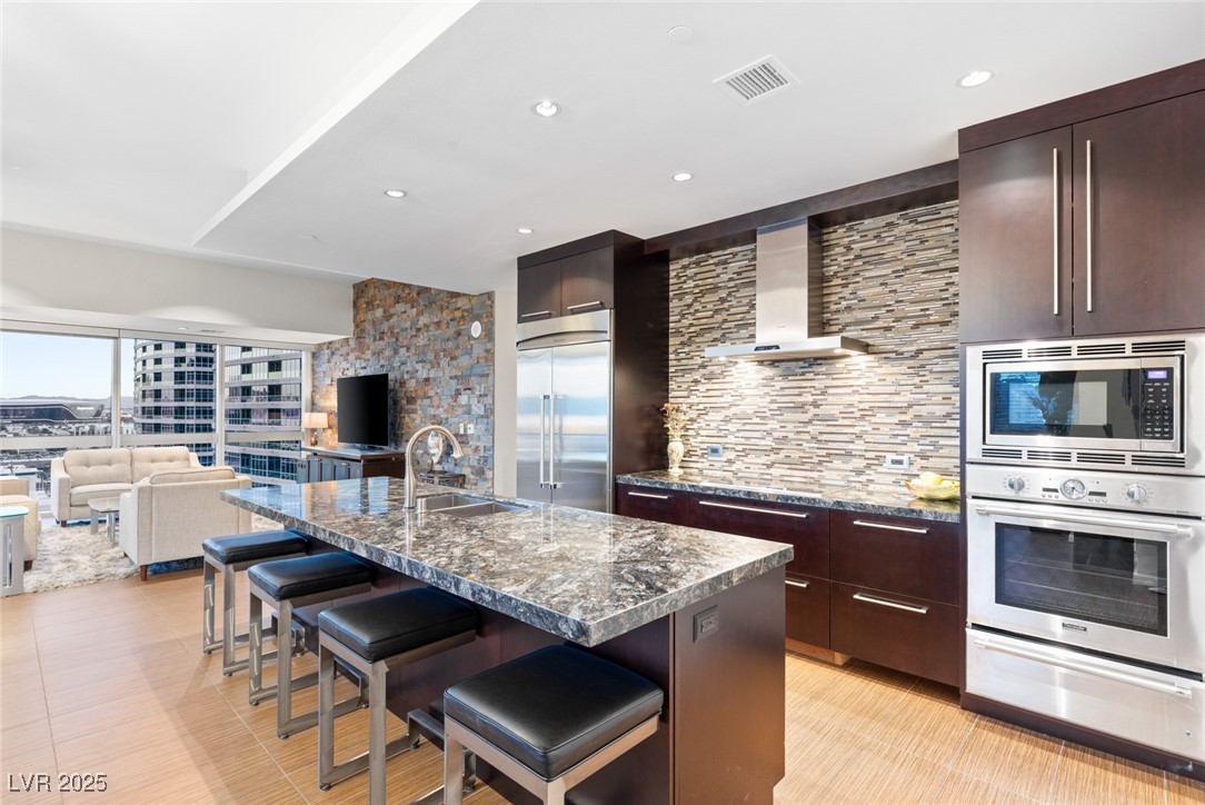 4471 DEAN MARTIN Drive 1707