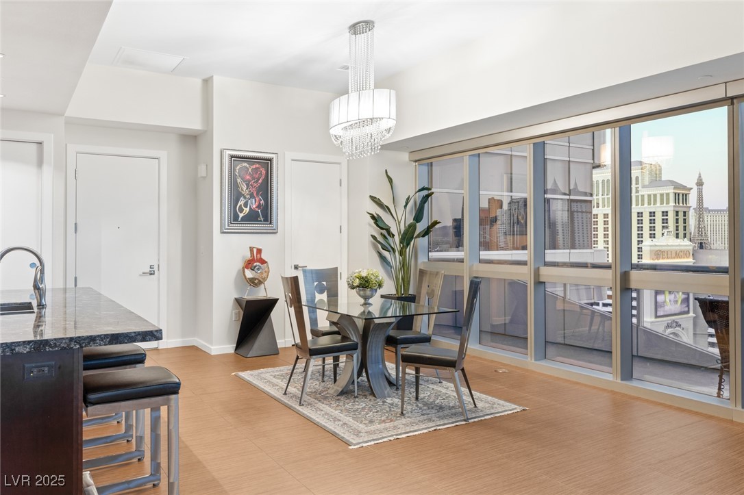 4471 DEAN MARTIN Drive 1707
