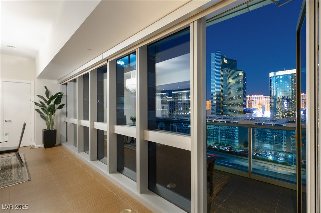 4471 DEAN MARTIN Drive 1707