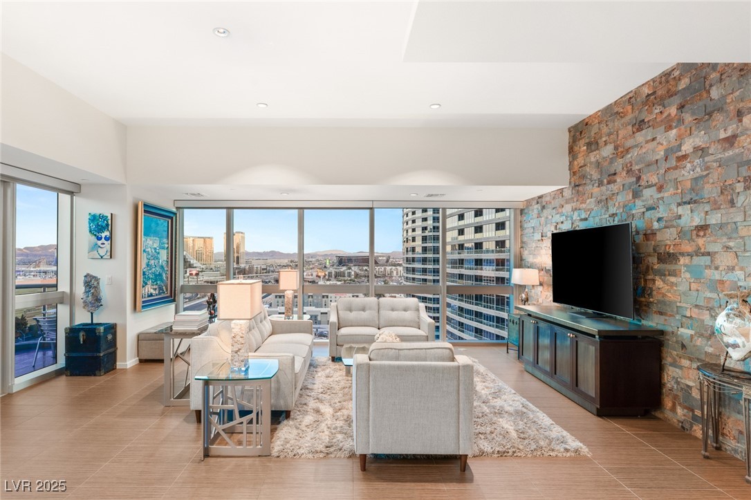 4471 DEAN MARTIN Drive 1707