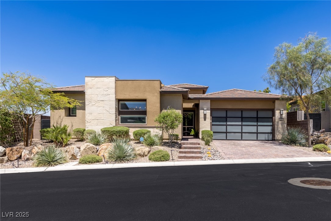 975 Amara Way