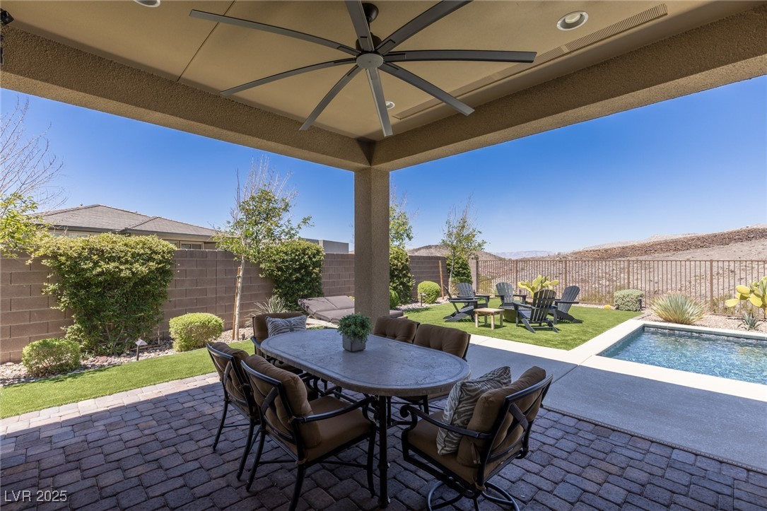 975 Amara Way