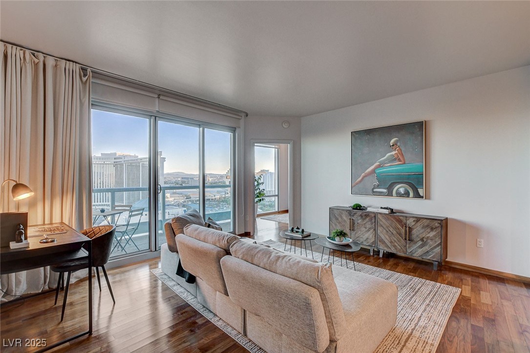 322 Karen Avenue 2206