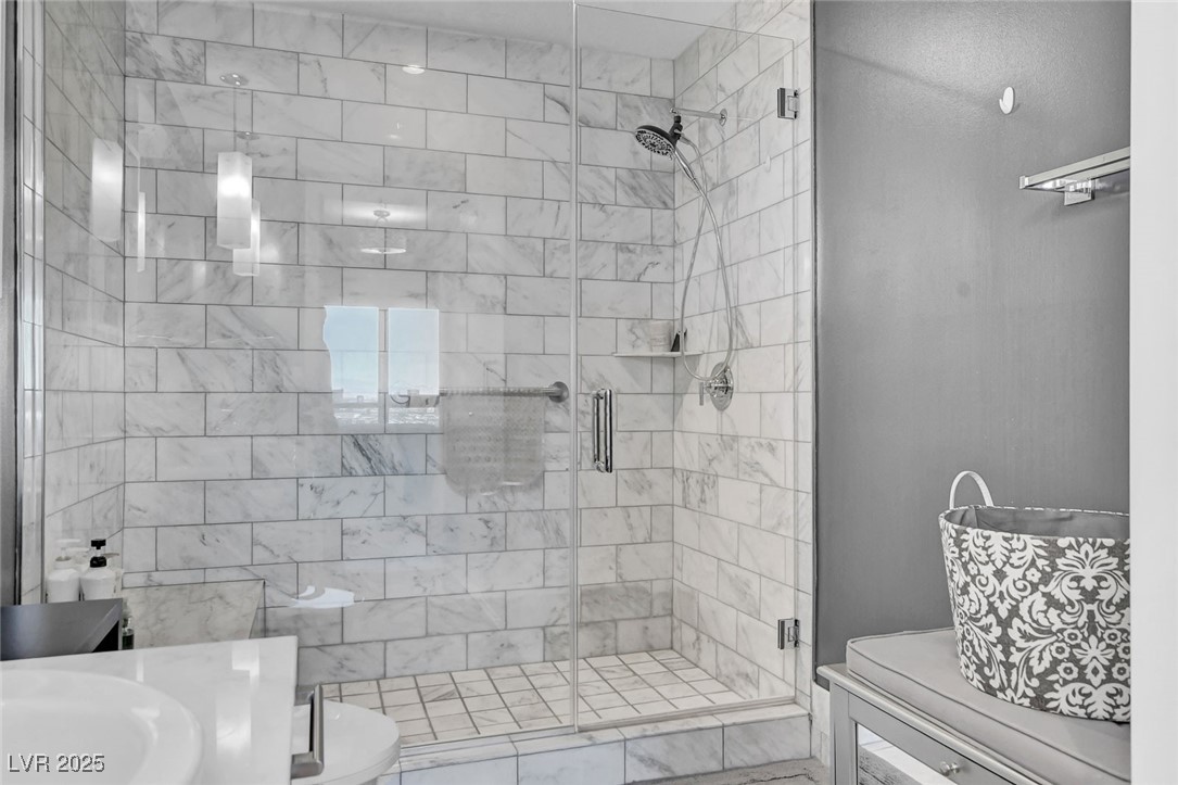 4471 Dean Martin Drive 1609