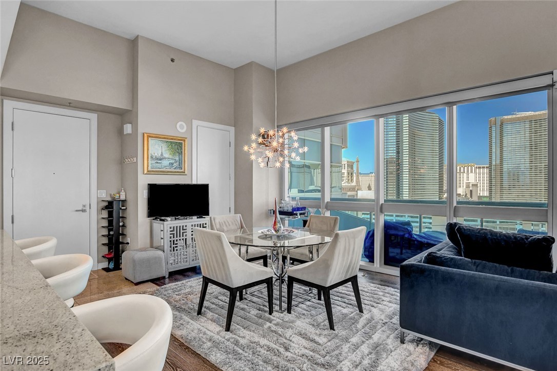 4471 Dean Martin Drive 1609