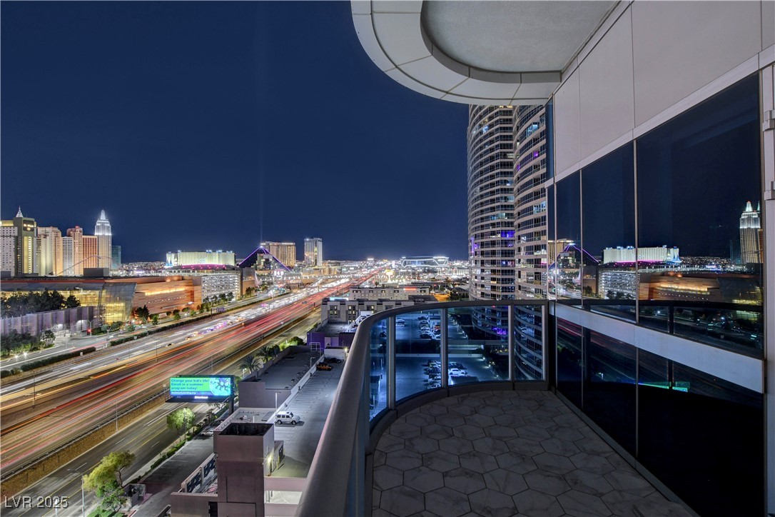 4471 Dean Martin Drive 1609