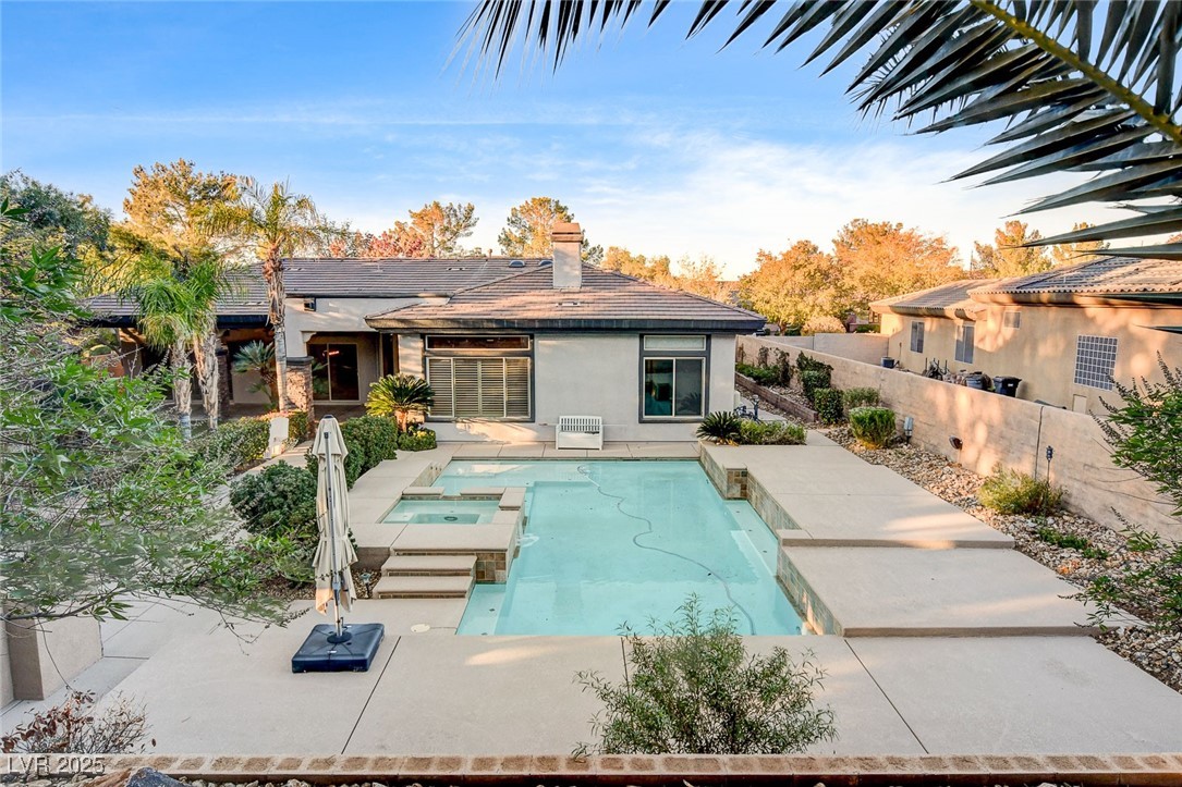 5 Karsten Creek Court