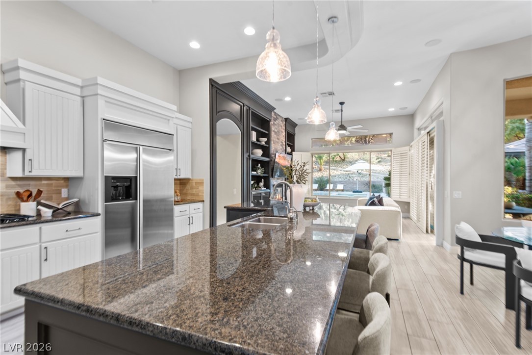 5 Karsten Creek Court