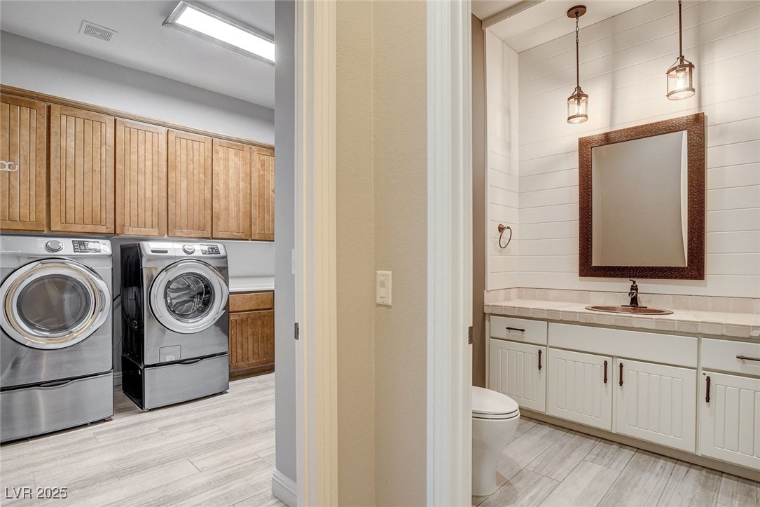 5 Karsten Creek Court