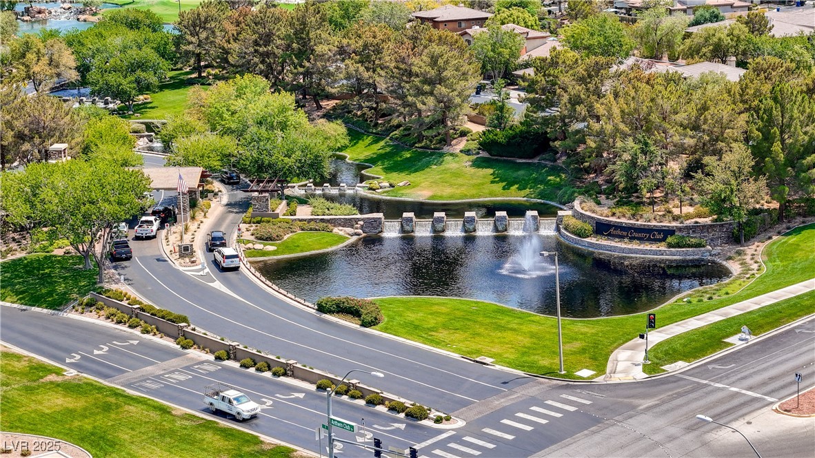 5 Karsten Creek Court