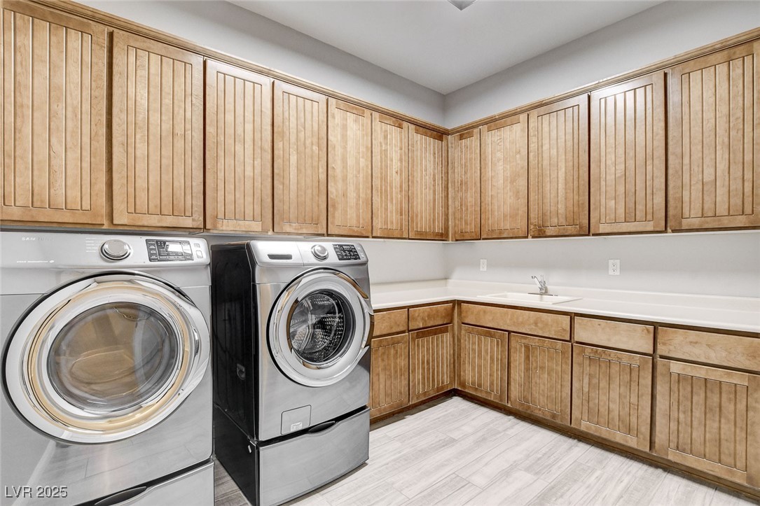5 Karsten Creek Court