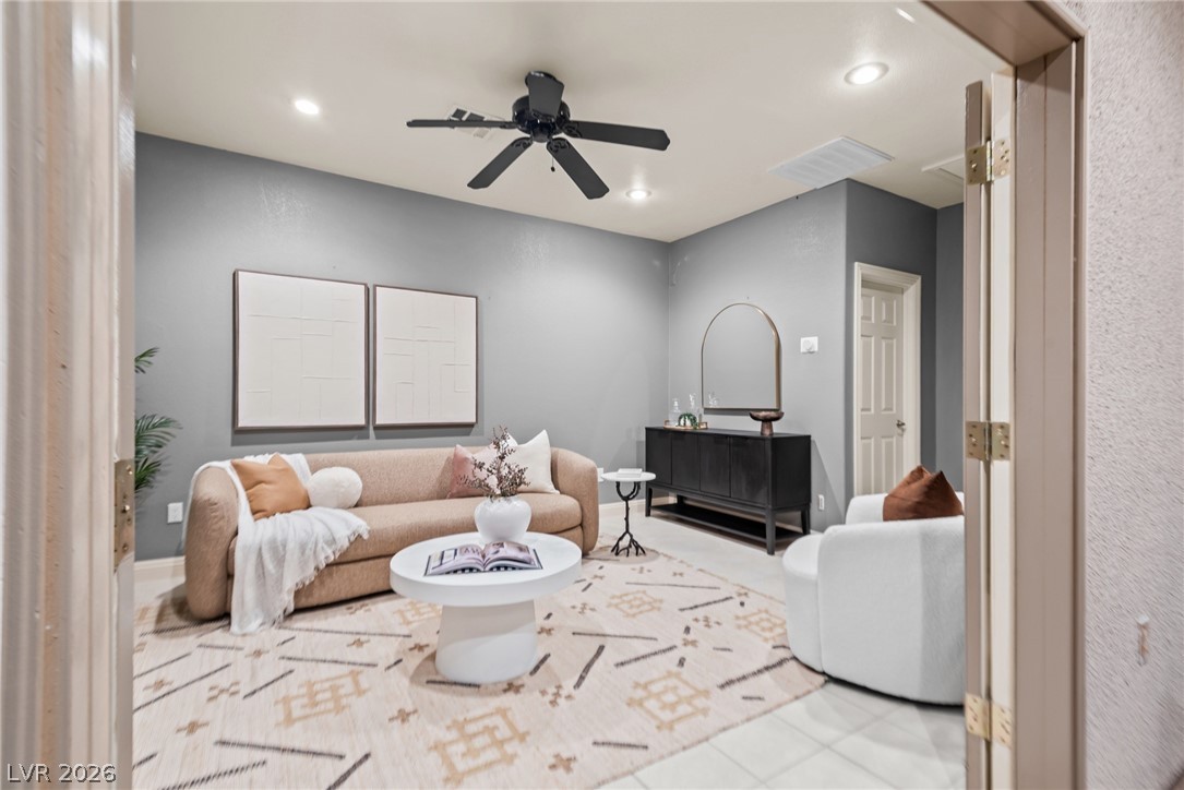 5 Karsten Creek Court
