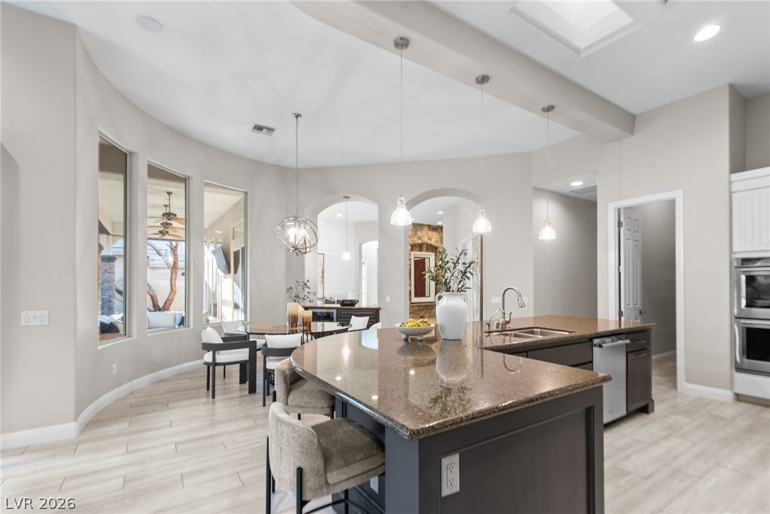 5 Karsten Creek Court