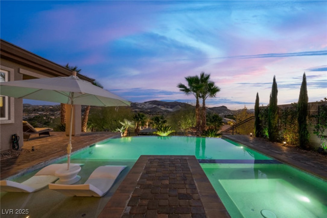 17 Reflection Cove Drive