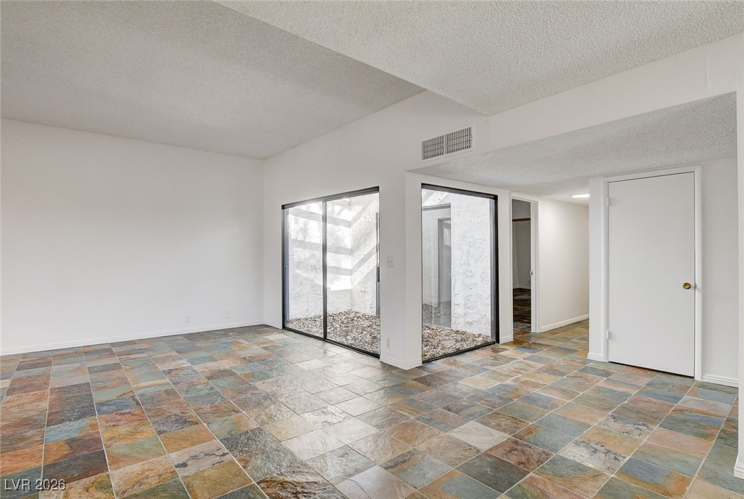 3427 Manzano Circle