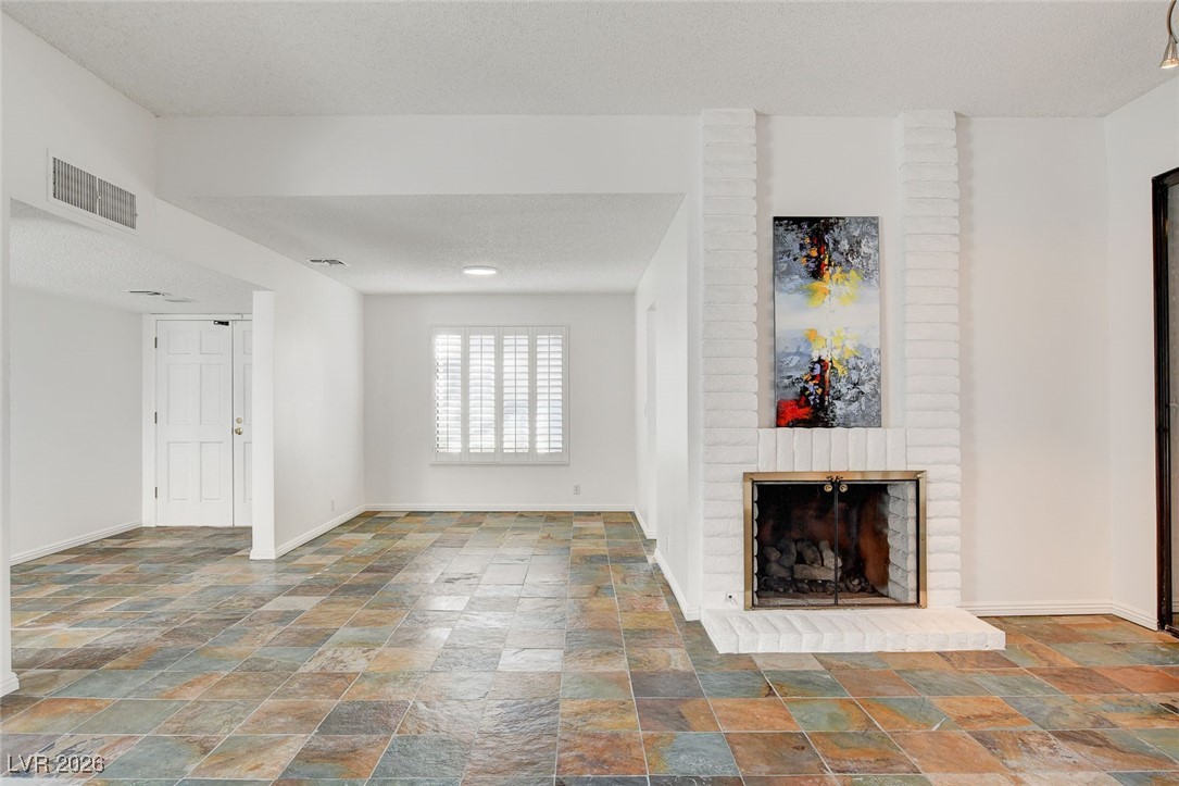 3427 Manzano Circle