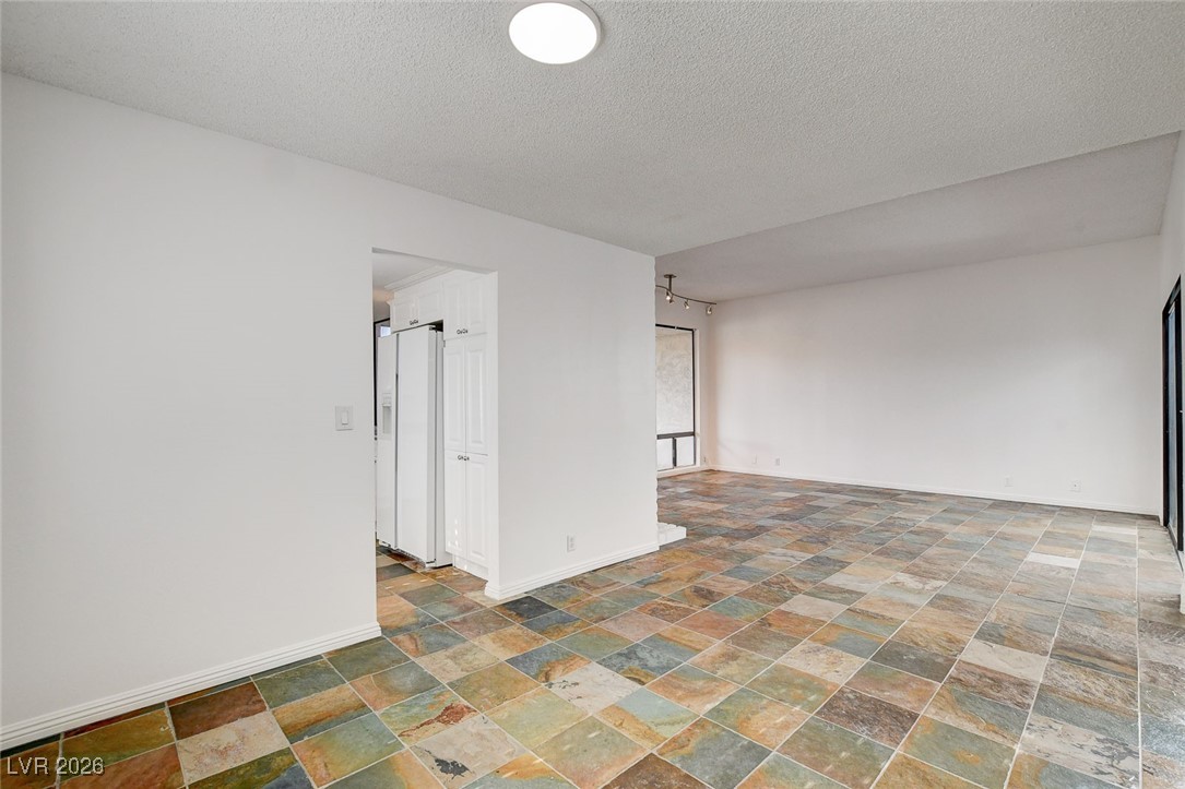 3427 Manzano Circle