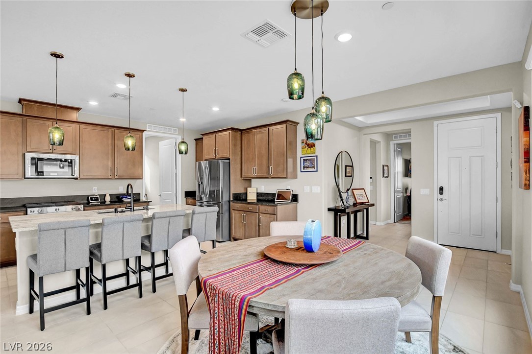 74 Lake Bluff Court