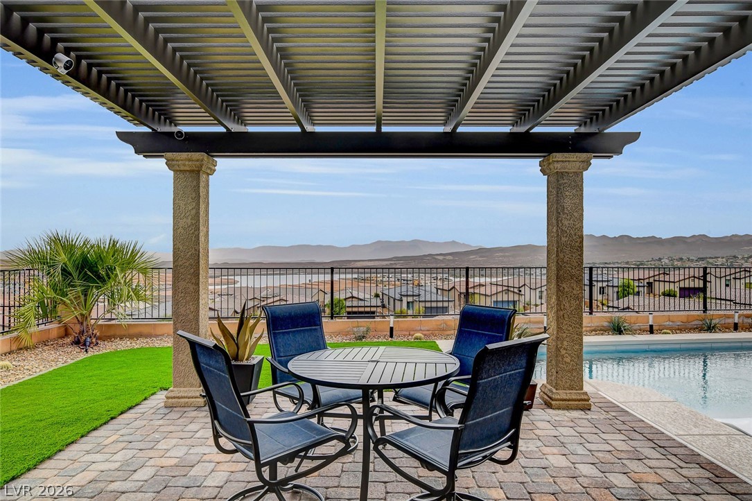 74 Lake Bluff Court