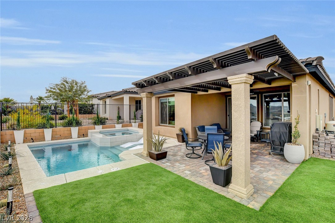 74 Lake Bluff Court