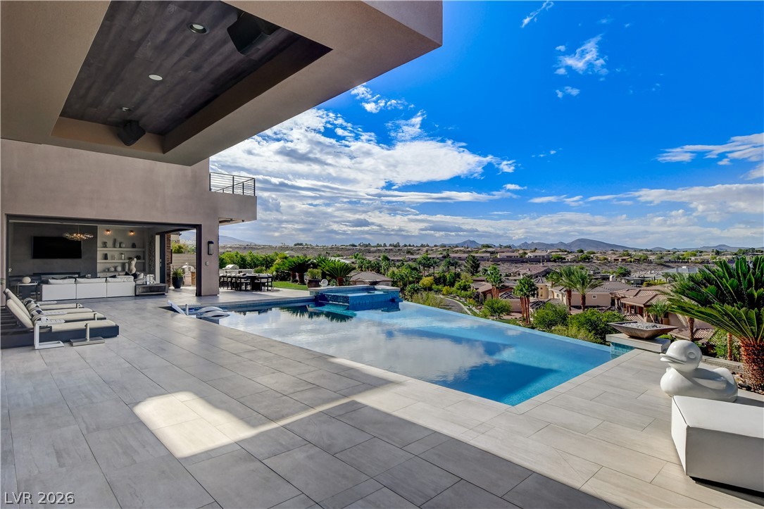 1602 Villa Rica Drive